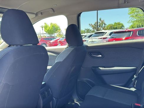 Used 2023 Nissan Rogue SV FWD image 24