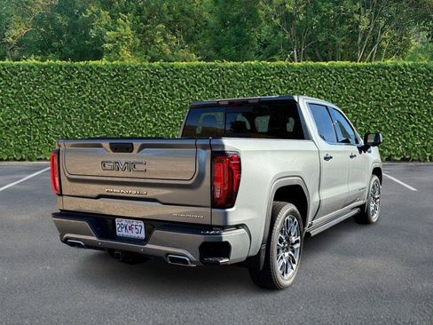 Used 2025 GMC Sierra 1500 Denali Ultimate image 3