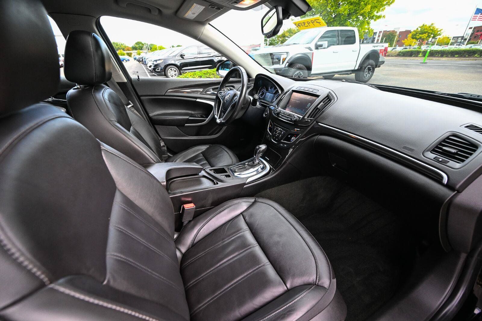 Used 2016 Buick Regal Premium FWD image 24