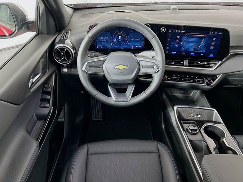 New 2026 Chevrolet Equinox LT w/ Convenience Package II image 22