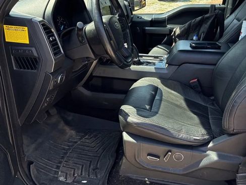 Used 2018 Ford F150 XLT w/ Equipment Group 302A Luxury AWD/4WD image 10