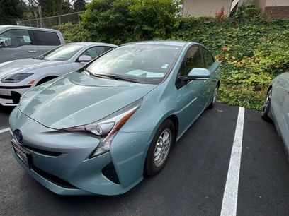 Used 2017 Toyota Prius Two w/ Carpet Mat Package
