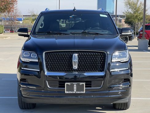 Certified 2023 Lincoln Navigator Reserve image 13