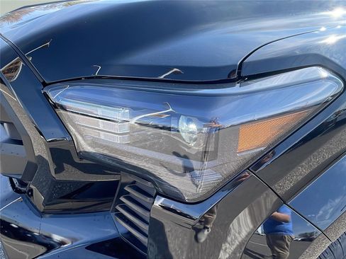 New 2026 Toyota Tacoma SR5 image 9