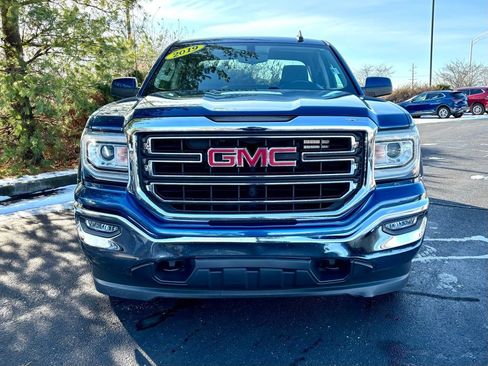 Used 2019 GMC Sierra 1500 SLE w/ SLE Value Package image 9