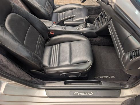 Used 2004 Porsche Boxster S RWD image 17