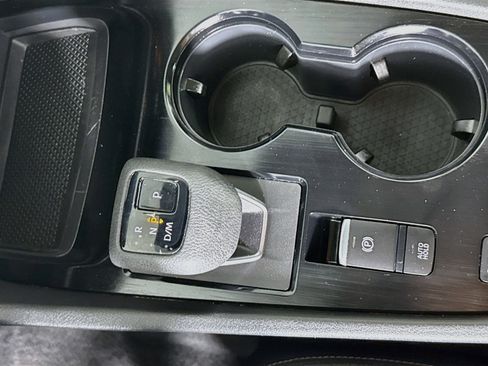 Used 2024 Nissan Rogue SV FWD image 19
