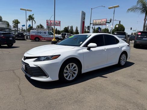 Used 2023 Toyota Camry LE FWD image 3