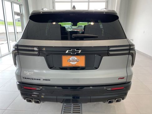 New 2026 Chevrolet Traverse RS w/ LPO, Floor Liner Package AWD/4WD image 3