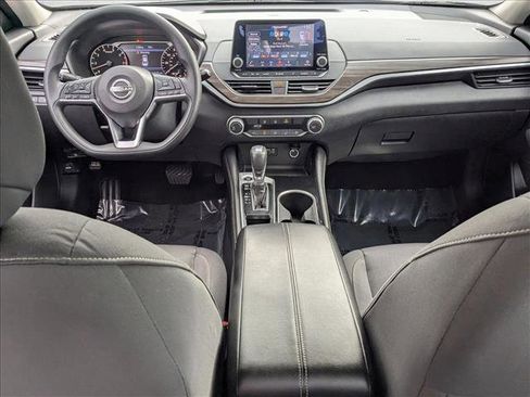Used 2023 Nissan Altima 2.5 SV image 16