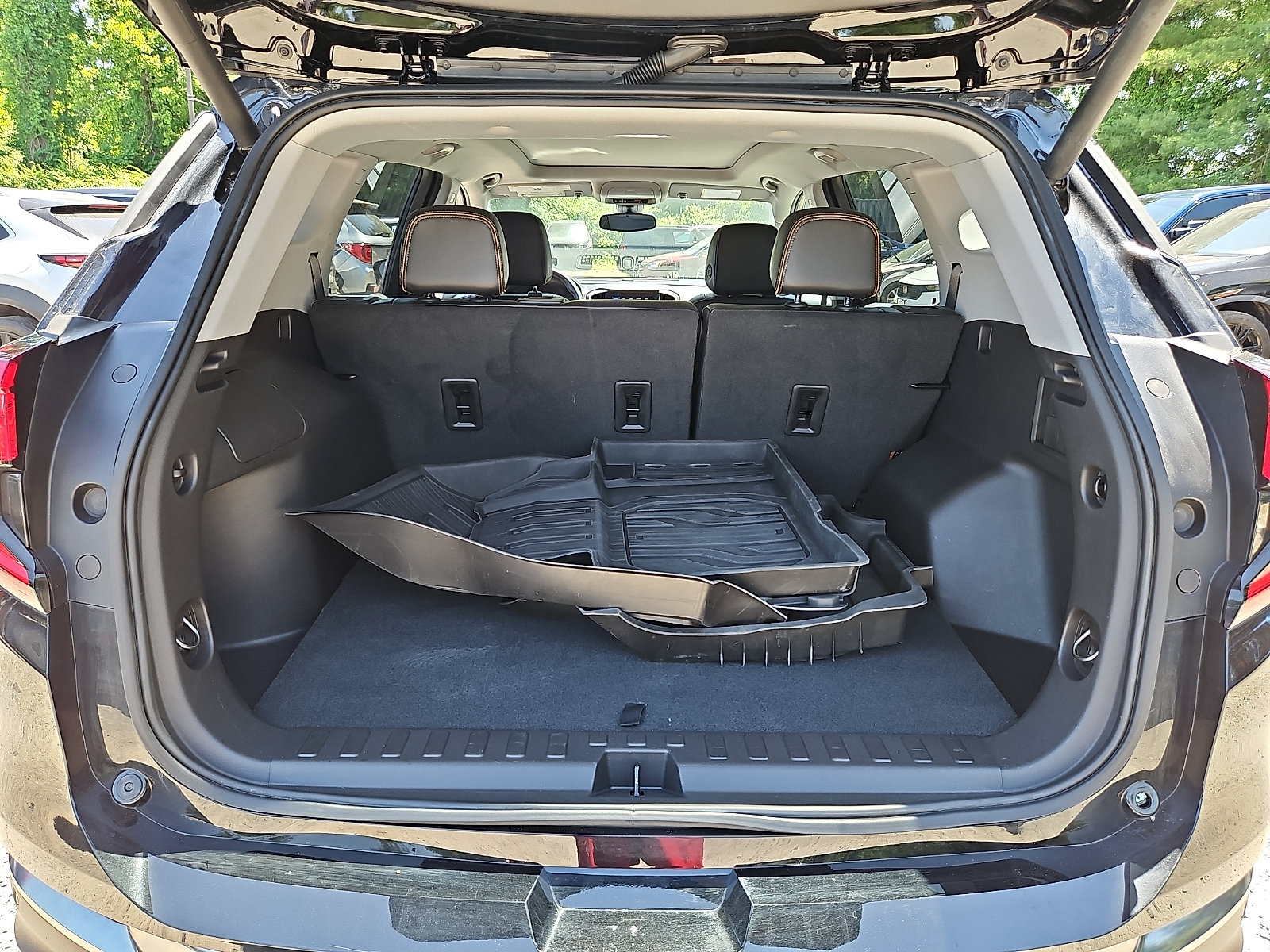 Used 2024 GMC Terrain AT4 AWD/4WD image 33