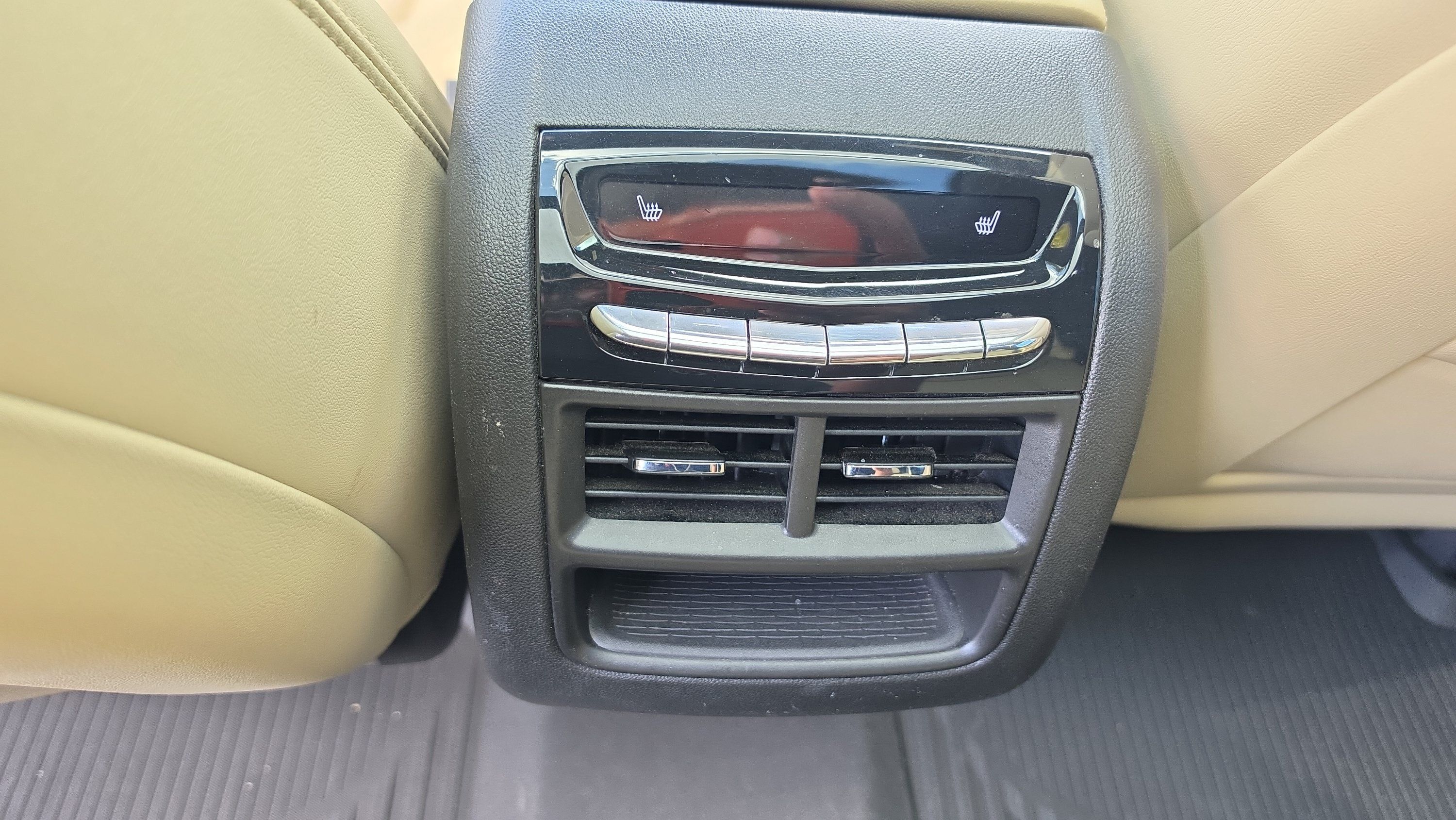 Used 2019 Cadillac XT5 Premium Luxury FWD image 22