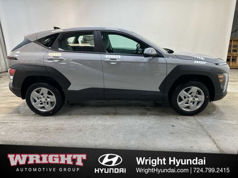 New 2026 Hyundai Kona SE image 7