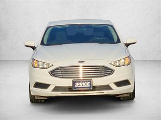 Used 2018 Ford Fusion SE w/ Fusion SE Technology Package video 2