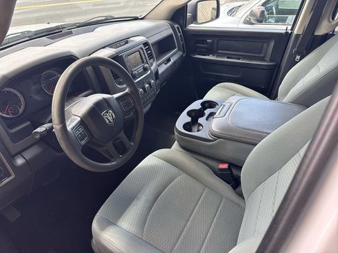 Used 2018 RAM 1500 Express w/ Express Value Package AWD/4WD image 11