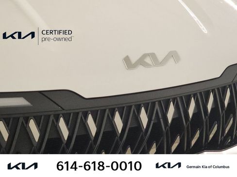 Certified 2025 Kia Carnival image 14
