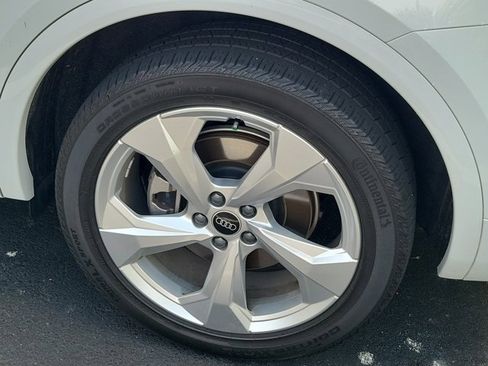 Used 2022 Audi Q5 2.0T Premium Plus image 4