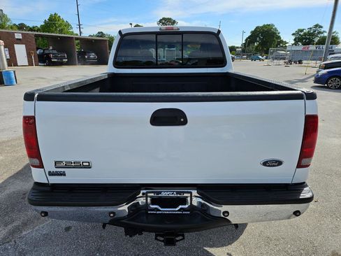 Used 2006 Ford F250 Lariat AWD/4WD image 5