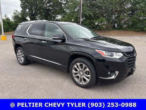 Used 2019 Chevrolet Traverse Premier w/ LPO, Blackout Package image 1