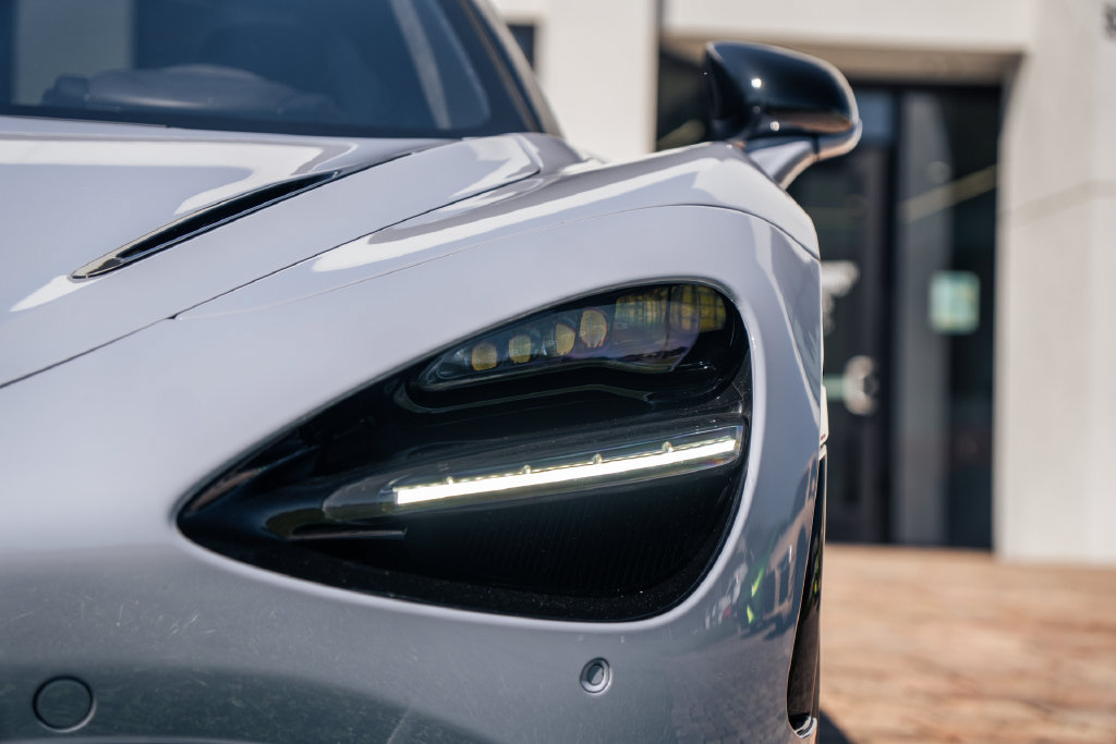 Used 2024 McLaren 750S RWD image 11