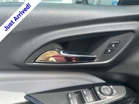 New 2026 Chevrolet Trax LT FWD image 12
