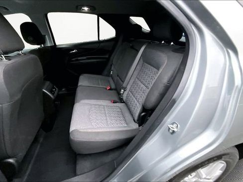 Used 2023 Chevrolet Equinox LT image 16