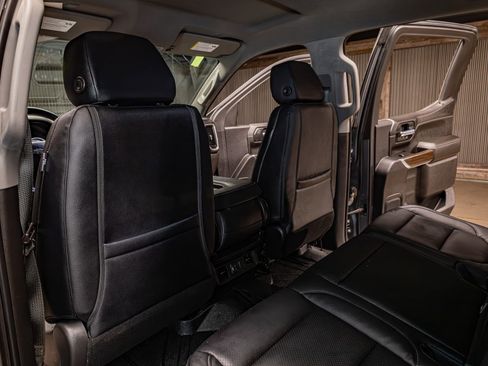 Used 2021 Chevrolet Silverado 1500 RST image 21