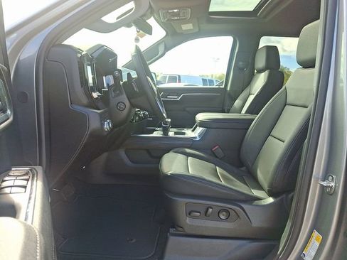 New 2026 GMC Sierra 1500 SLT w/ SLT Convenience Package image 7