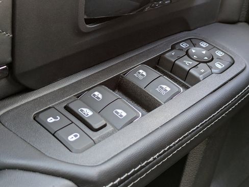 New 2026 RAM 3500 Limited AWD/4WD image 27