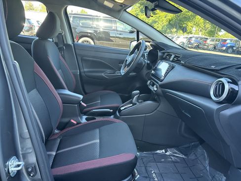 Used 2025 Nissan Versa SR w/ Trunk Package FWD image 5