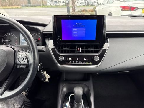 Used 2023 Toyota Corolla LE image 20