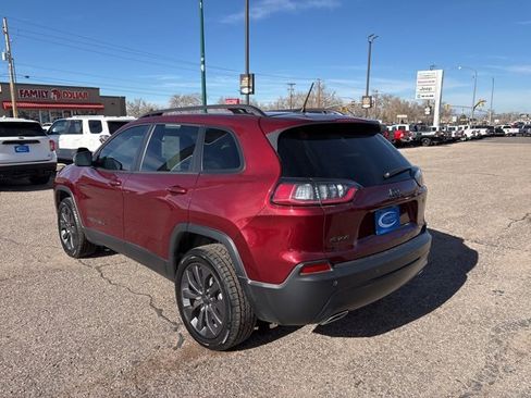 Used 2021 Jeep Cherokee Latitude Lux 80th Anniv w/ Quick Order Package 26U 80TH image 5