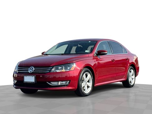 Used 2015 Volkswagen Passat 1.8T Limited Edition FWD image 1