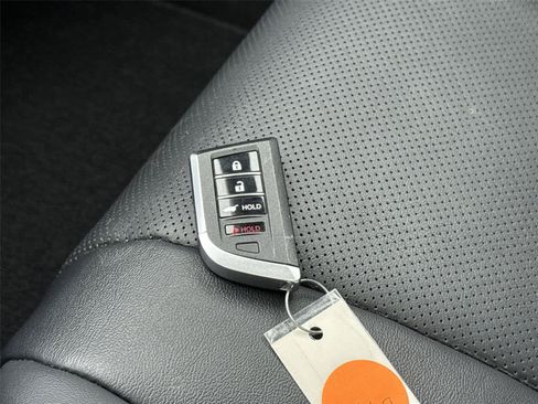 Used 2022 Acura MDX SH-AWD w/ Technology Package image 31