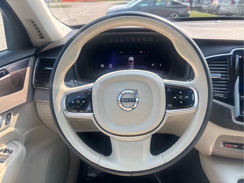 Used 2024 Volvo XC90 B6 Plus w/ Protection Package Premier AWD/4WD image 15