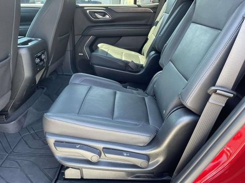 Used 2023 Chevrolet Tahoe Z71 w/ Luxury Package AWD/4WD image 12