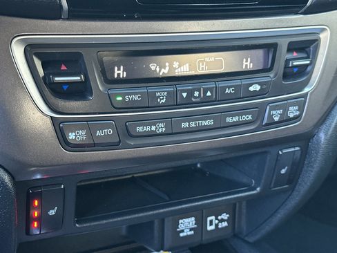 Used 2022 Honda Pilot Special Edition image 17