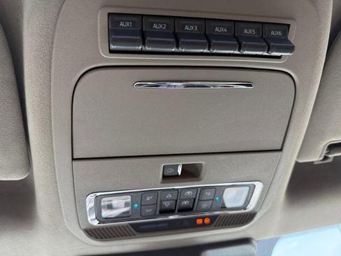 Used 2026 Ford F450 Platinum w/ Platinum Plus Package AWD/4WD image 32