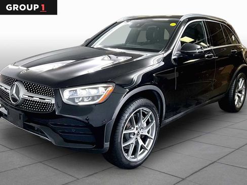 Used 2022 Mercedes-Benz GLC 300 4MATIC image 1