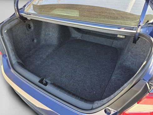 Certified 2018 Honda Accord EX image 23