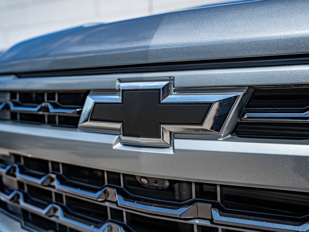 Used 2024 Chevrolet Silverado 1500 RST w/ Convenience Package II AWD/4WD image 13