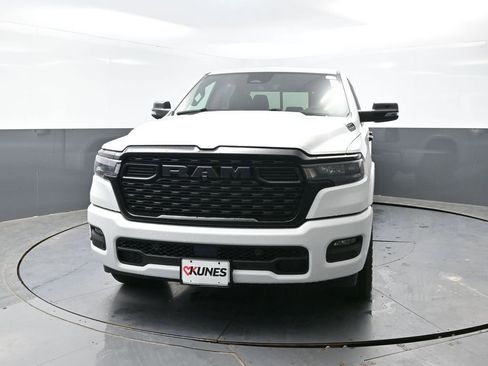 New 2026 RAM 1500 4x4 Crew Cab image 4