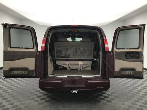 Used 2023 Chevrolet Express 2500 image 6