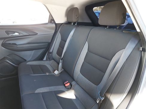 Used 2021 Chevrolet TrailBlazer LS image 13