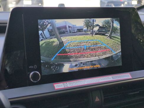 New 2026 Toyota Prius SE image 19