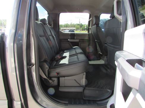 Used 2019 Ford F250 XLT image 12