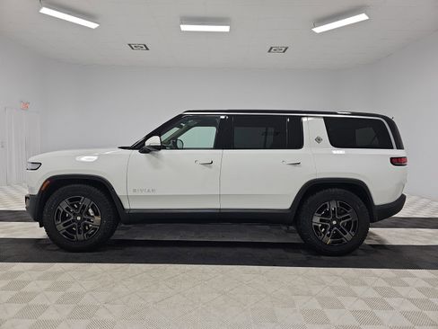 Used 2024 Rivian R1S Adventure image 2