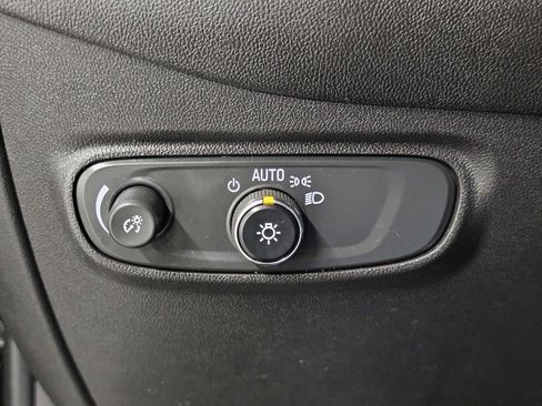Used 2022 Chevrolet Equinox LT AWD/4WD image 33