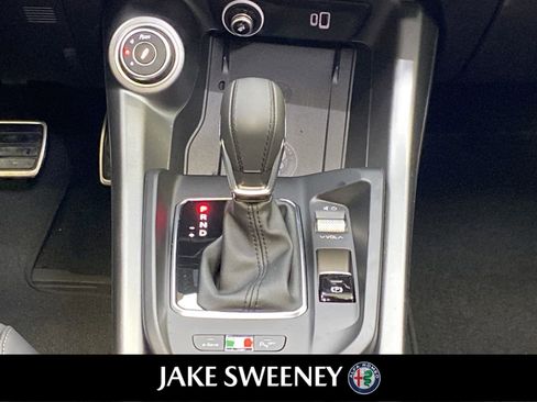 New 2024 Alfa Romeo Tonale Veloce image 25