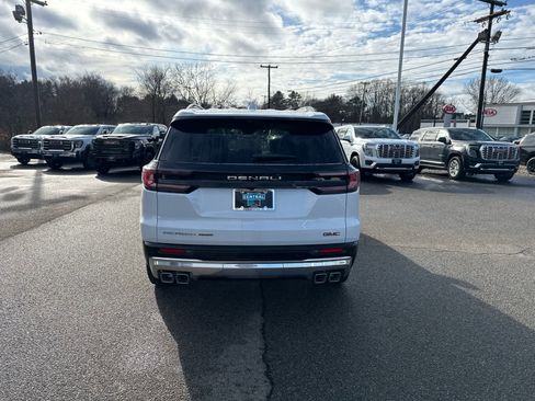 New 2026 GMC Acadia Denali w/ Super Cruise Package image 6